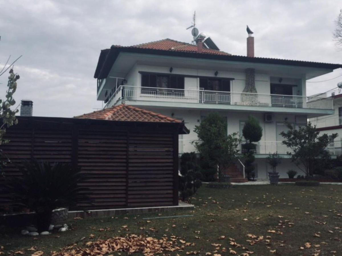 Litsa Haus Estate Residences