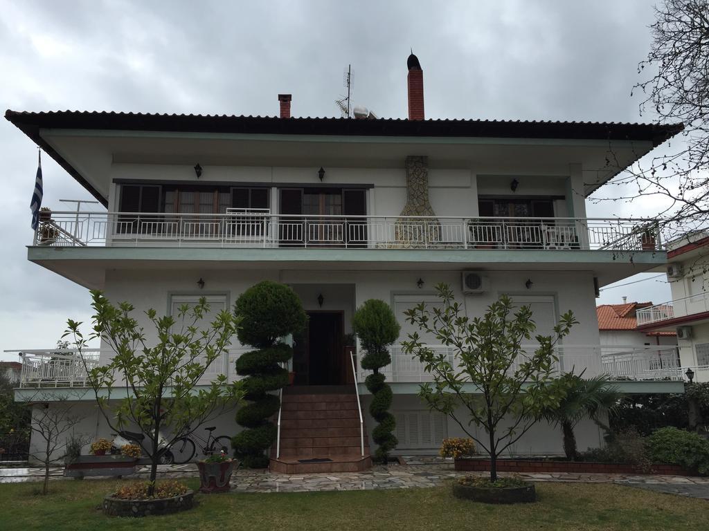 Litsa Haus Estate Residences