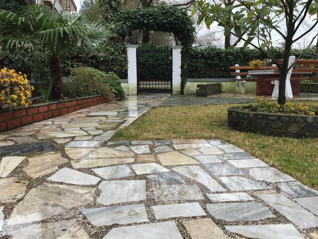 Litsa Haus Estate Residences